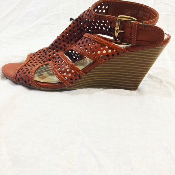 Girls brown wedges - Picture 2 of 4